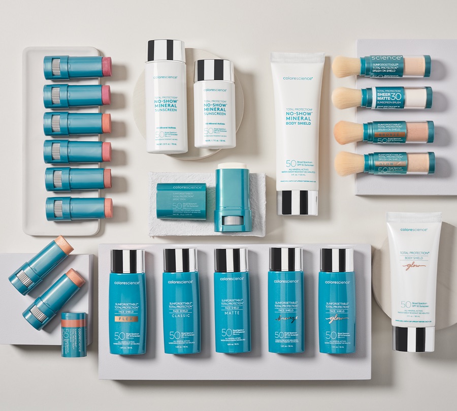 Produkte von Colorescience mit mineralischem UV Schutz, Puderpinsel, Face Shield, Sticks und mineralische Sonnencreme